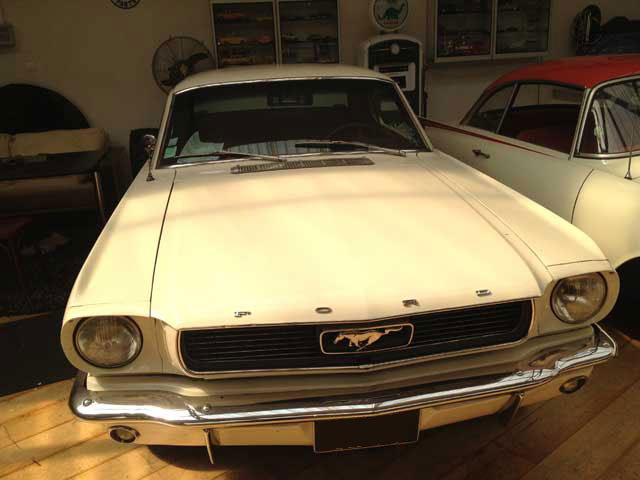 location mustang 1966 coupé